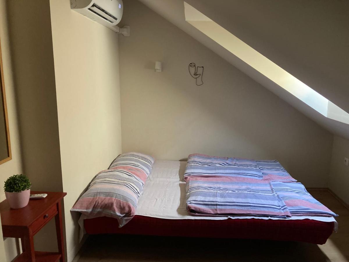 35 Vendégház Pécs Extérieur photo