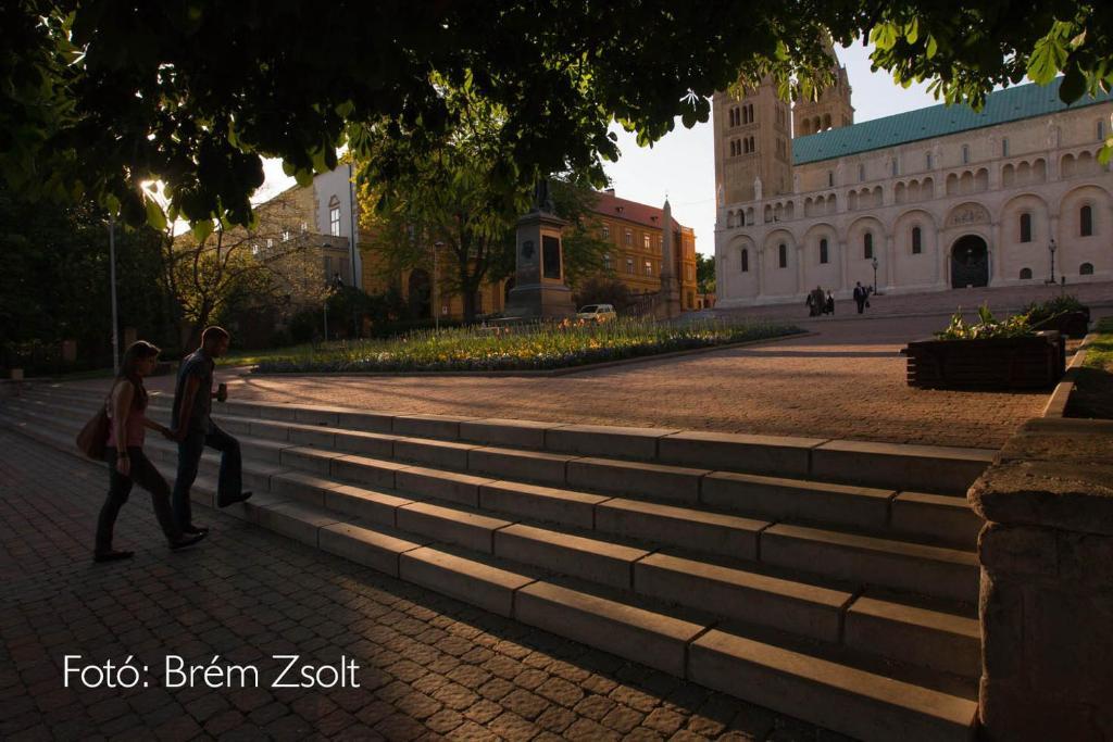 35 Vendégház Pécs Extérieur photo